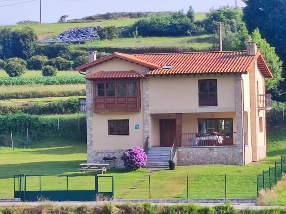 Casa Manuela Llanes Asturias. Villa Pendueles Екстериор снимка